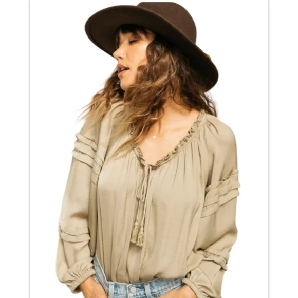 Free People Intimately All Tucks Bodysuit in Salt Marsh Sz Large - Picture 5 of 16